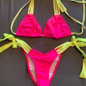 Fresh peaches NEON BIKINI 💛